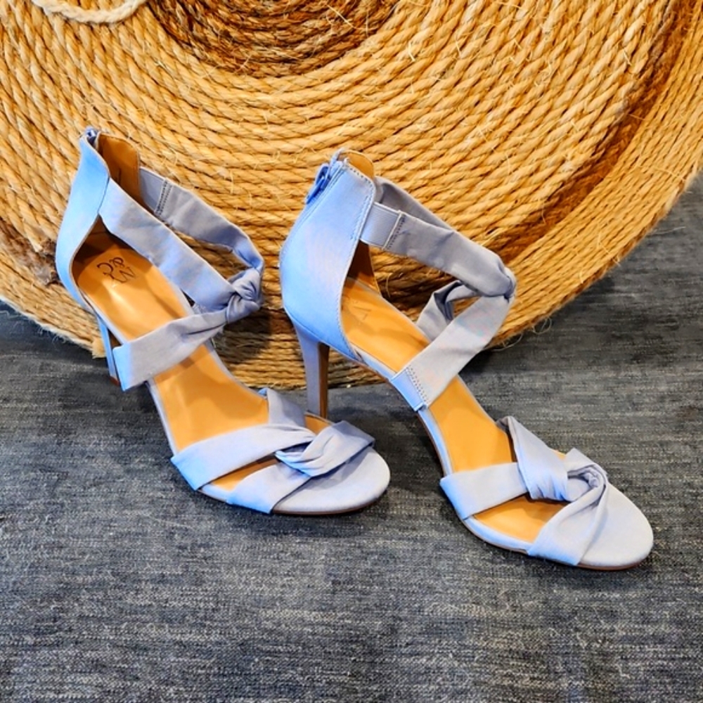 Womens New York & Company Blue Linen Heels sz10